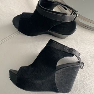 Kork-Ease shoes- -pristine condition!